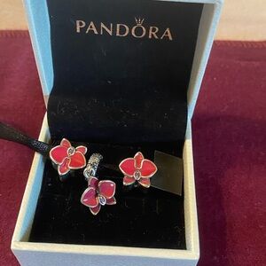 Pandora Red Floral Earrings Set